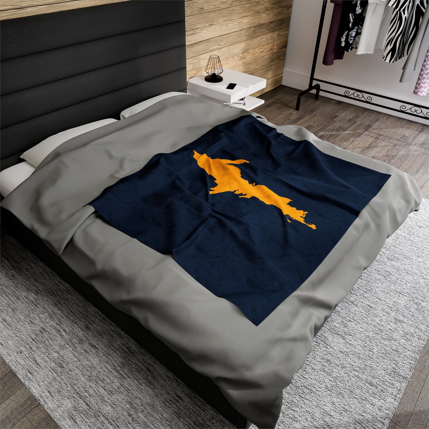 Michigan Upper Peninsula Plush Blanket (w/ Gold UP Outline) | Navy