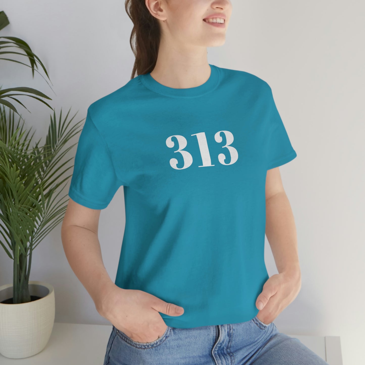 Detroit '313' T-Shirt (Didone Font) | Unisex Standard Fit