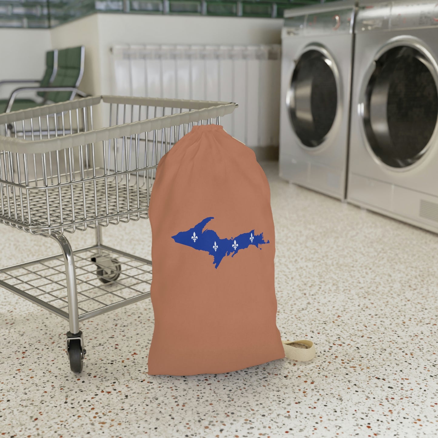 Michigan Upper Peninsula Laundry Bag (Copper Color w/ UP Quebec Flag Outline)