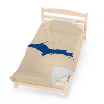 Michigan Upper Peninsula Plush Blanket (w/ Azure UP Outline) | Champagne White