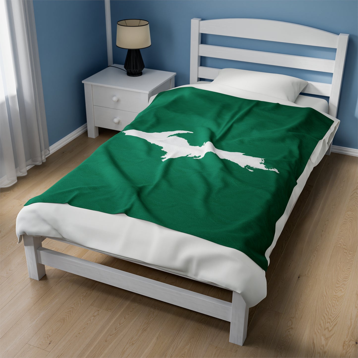 Michigan Upper Peninsula Plush Blanket (w/ UP Outline) | Emerald Green