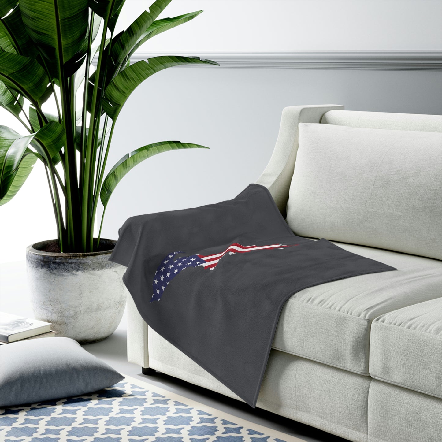 Michigan Upper Peninsula Plush Blanket (w/ UP USA Flag Outline) | Iron Ore Grey