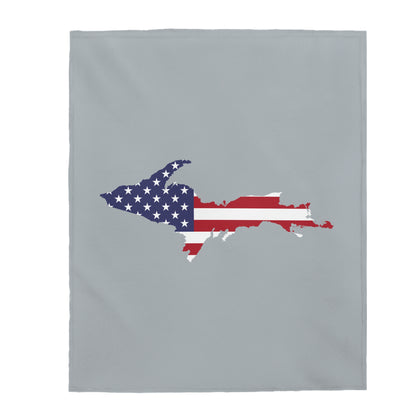 Michigan Upper Peninsula Plush Blanket (w/ UP USA Flag Outline) | Silver