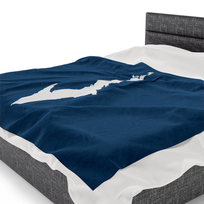 Michigan Upper Peninsula Plush Blanket (w/ UP Outline) | Blueberry Color