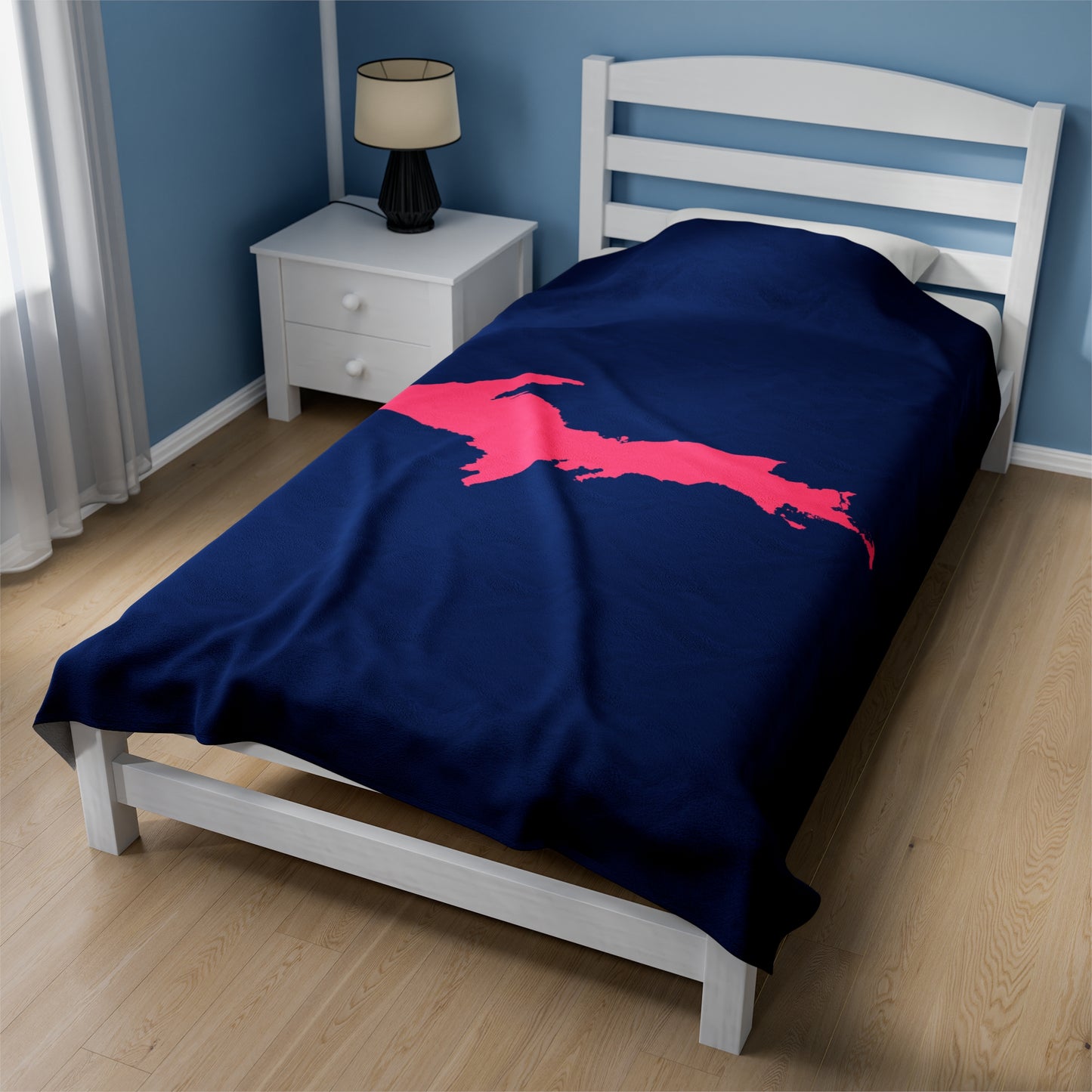 Michigan Upper Peninsula Plush Blanket (w/ Pink UP Outline) | Dearborn Blue