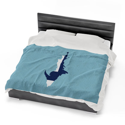 Michigan Upper Peninsula Plush Blanket (w/ UP Finland Flag Outline) | '58 Caddie Blue