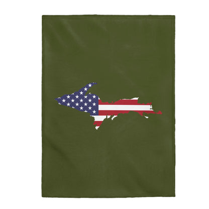 Michigan Upper Peninsula Plush Blanket (w/ UP USA Flag Outline) | Army Green