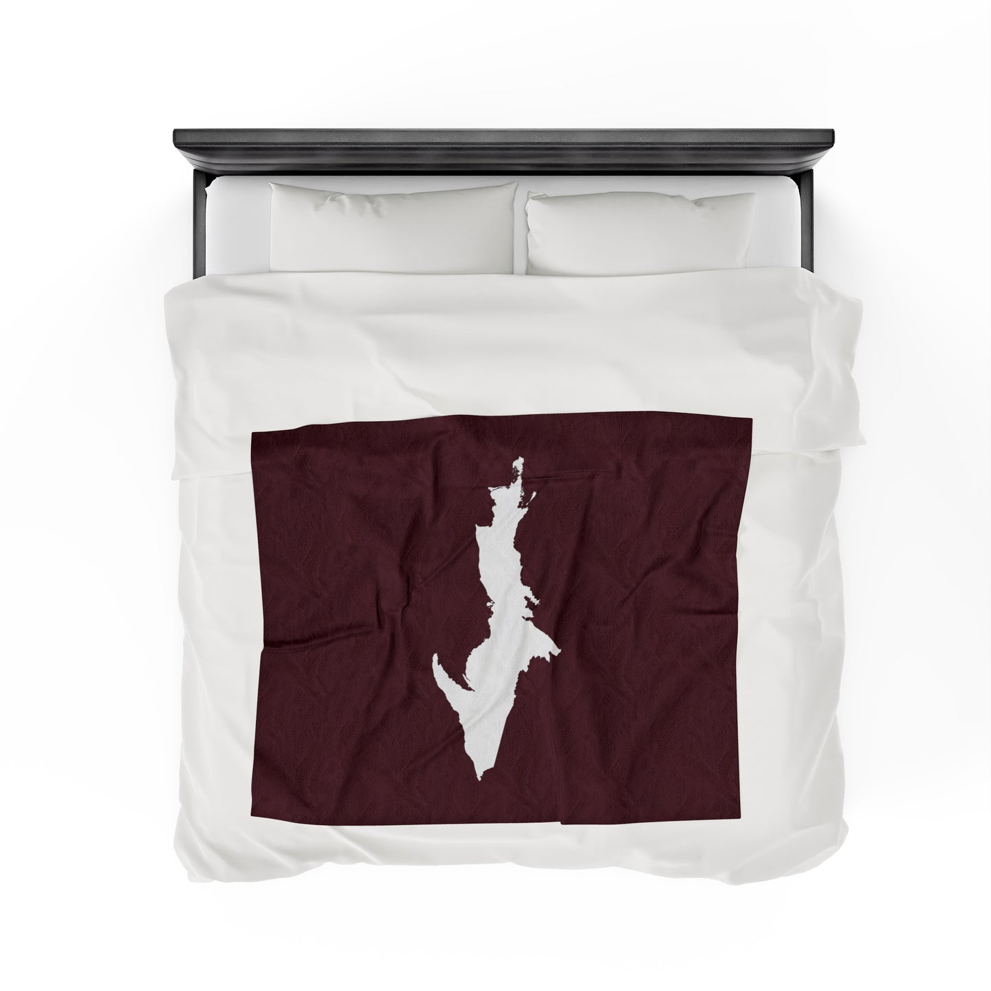 Michigan Upper Peninsula Plush Blanket (w/ UP Outline) | Old Mission Burgundy