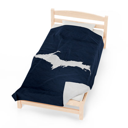 Michigan Upper Peninsula Plush Blanket (w/ UP Outline) | Navy