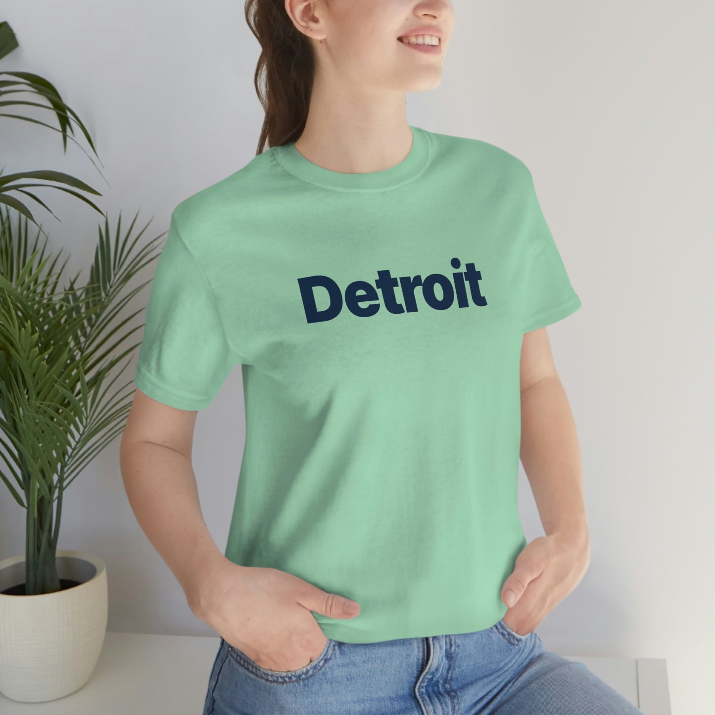 'Detroit' T-Shirt (Small SUV Parody Font) | Unisex Standard Fit