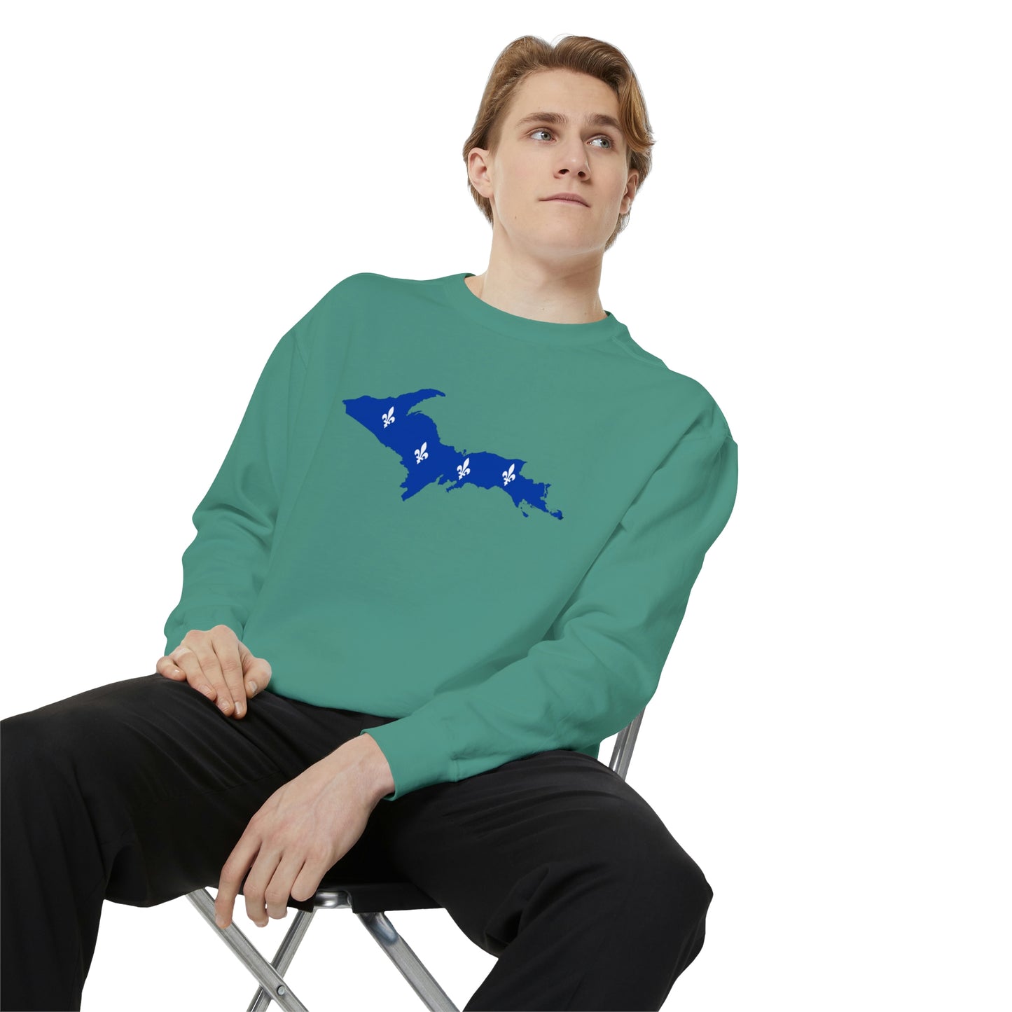 Michigan Upper Peninsula Sweatshirt (w/ UP Quebec Flag Outline) | Unisex Garment Dyed