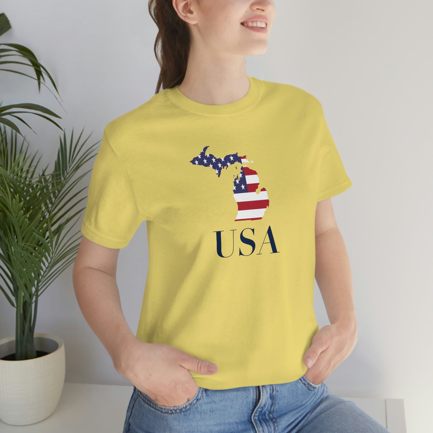 Michigan 'USA' T-Shirt (Didone Font w/ MI USA Flag Outline) | Unisex Standard Fit