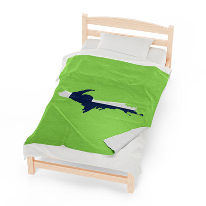 Michigan Upper Peninsula Plush Blanket (w/ UP Finland Flag Outline) | Flash Green