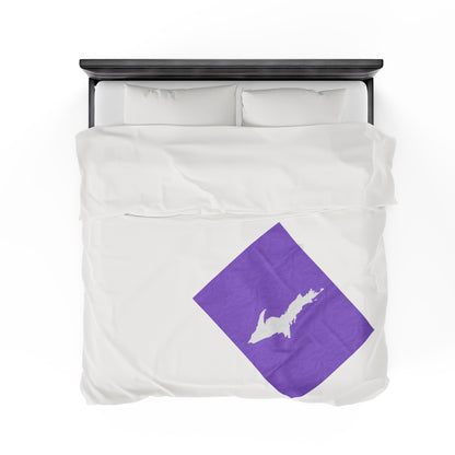 Michigan Upper Peninsula Plush Blanket (w/ UP Outline) | Lavender