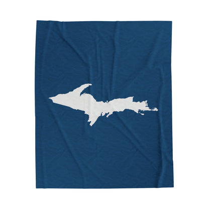 Michigan Upper Peninsula Plush Blanket (w/ UP Outline) | Blueberry Color