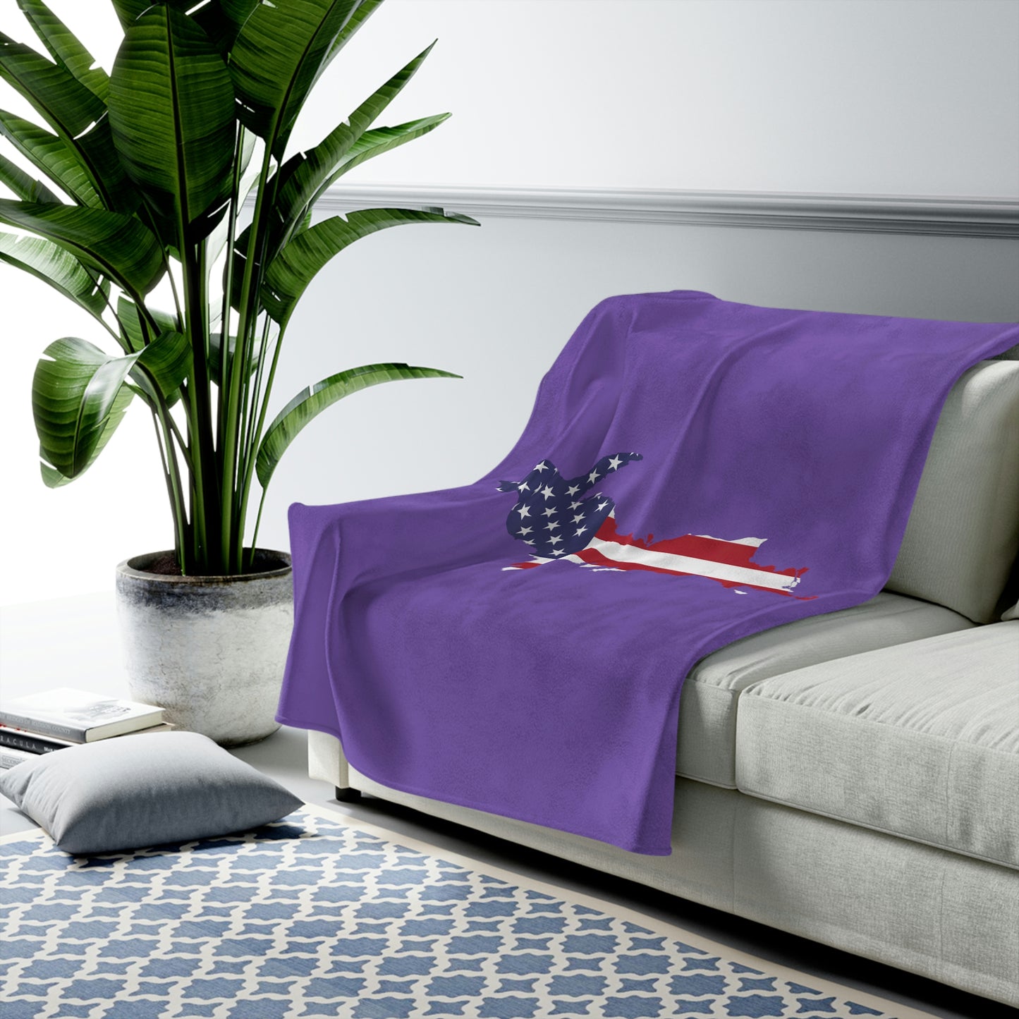 Michigan Upper Peninsula Plush Blanket (w/ UP USA Flag Outline) | Lake Iris