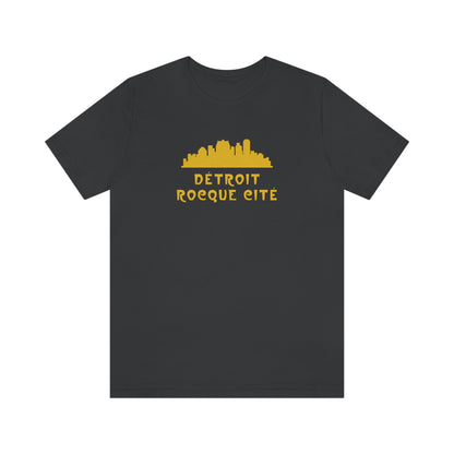 'Détroit Rocque Cité' with Skyline T-Shirt | Unisex Standard Fit