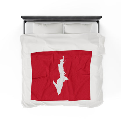 Michigan Upper Peninsula Plush Blanket (w/ UP Outline) | Lighthouse Red