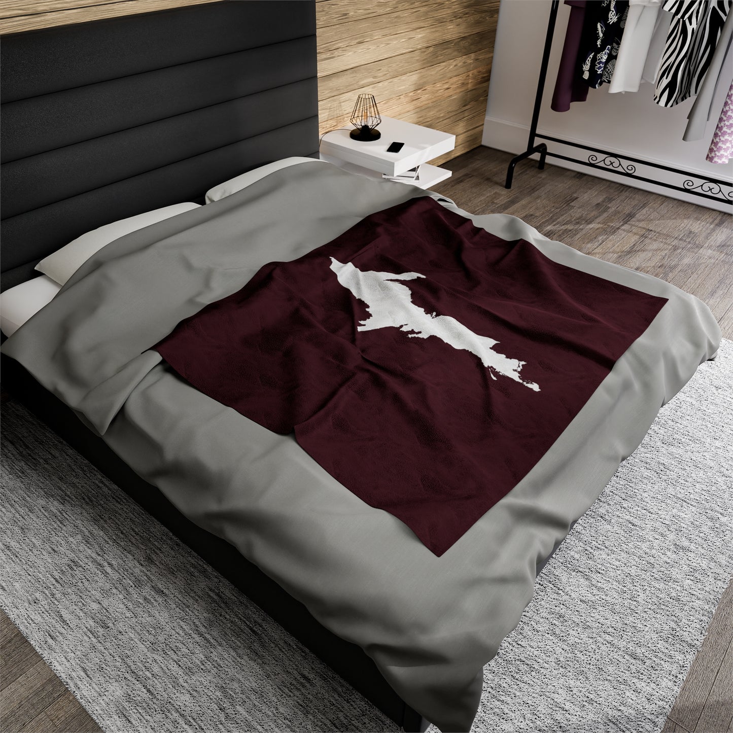 Michigan Upper Peninsula Plush Blanket (w/ UP Outline) | Old Mission Burgundy