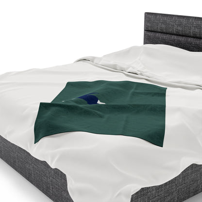 Michigan Upper Peninsula Plush Blanket (w/ UP Finland Flag Outline) | Copper Green