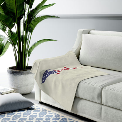 Michigan Upper Peninsula Plush Blanket (w/ UP USA Flag Outline) | Ivory White