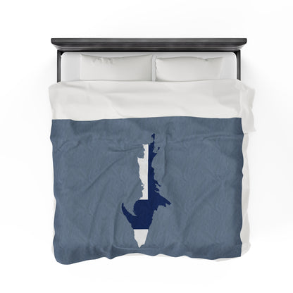 Michigan Upper Peninsula Plush Blanket (w/ UP Finland Flag Outline) | B-24 Liberator Grey