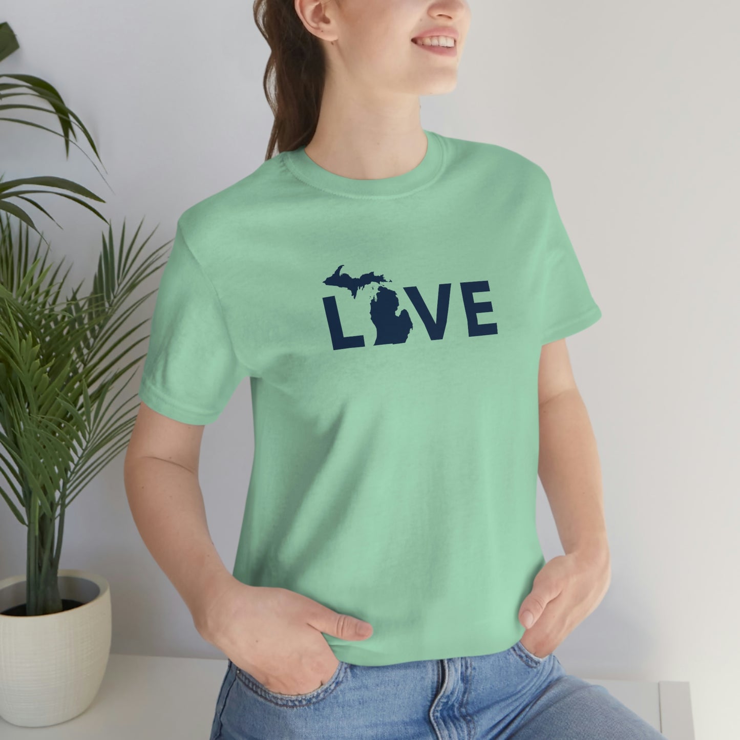 Michigan 'Love' T-Shirt (Geometric Sans Font) | Unisex Standard Fit