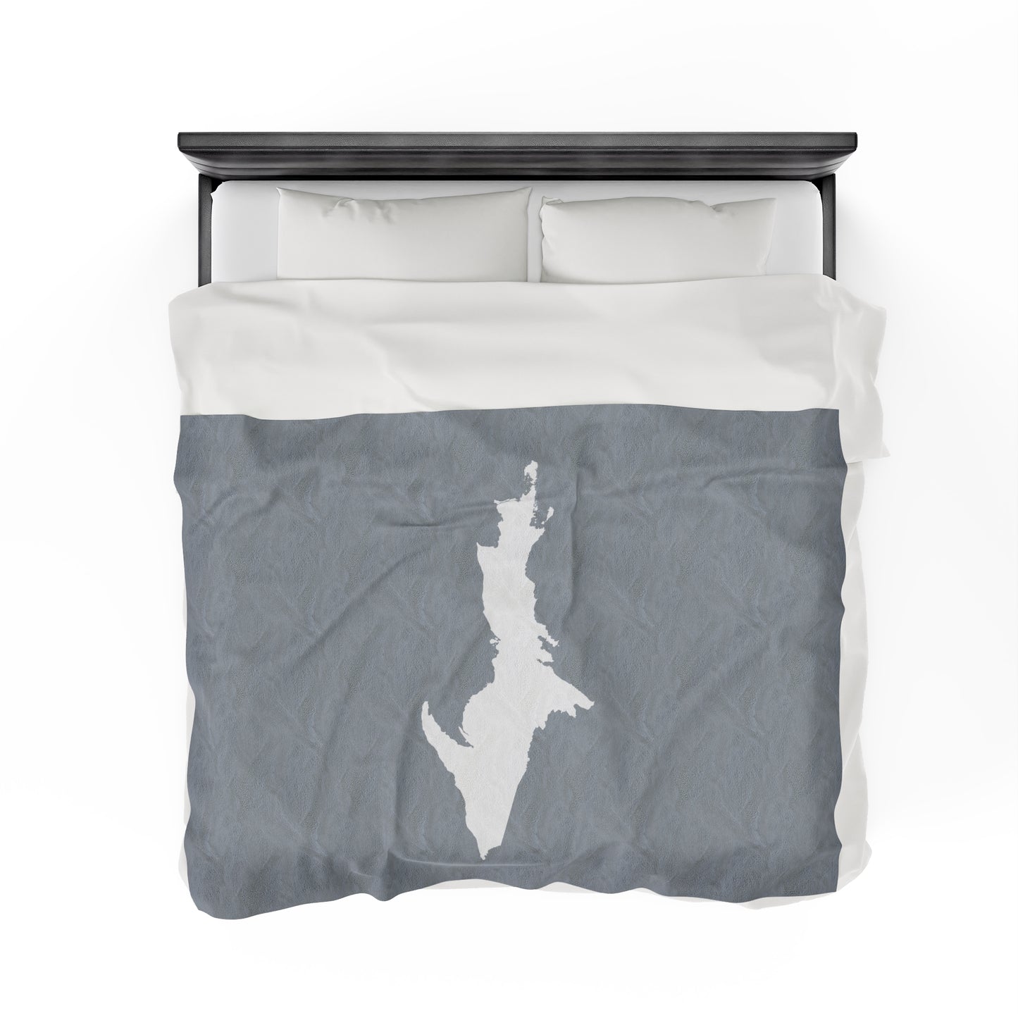 Michigan Upper Peninsula Plush Blanket (w/ UP Outline) | Silver