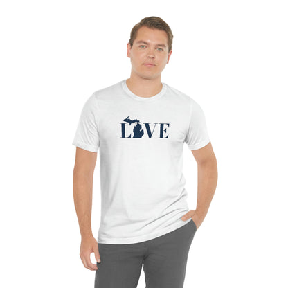 Michigan 'Love' T-Shirt (Didone Font) | Unisex Standard Fit