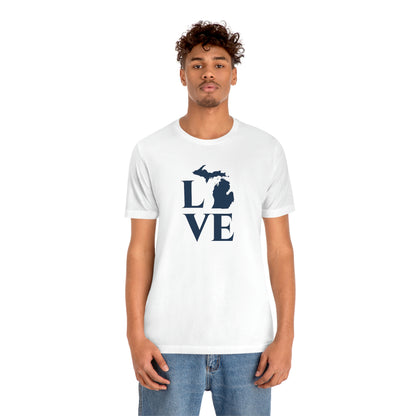 Michigan 'Love' T-Shirt (Roman Serif Font) | Unisex Standard Fit