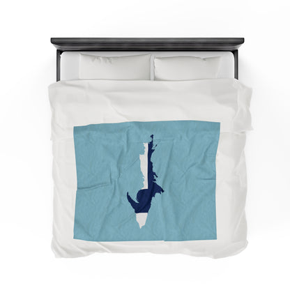 Michigan Upper Peninsula Plush Blanket (w/ UP Finland Flag Outline) | '58 Caddie Blue