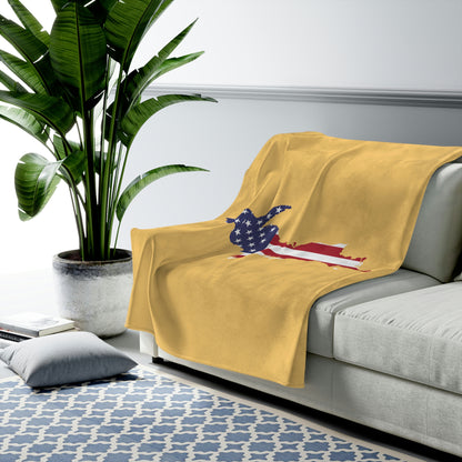 Michigan Upper Peninsula Plush Blanket (w/ UP USA Flag Outline) | Citrine