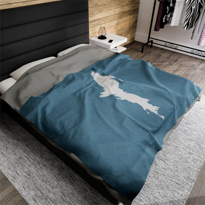 Michigan Upper Peninsula Plush Blanket (w/ UP Outline) | Opal Blue