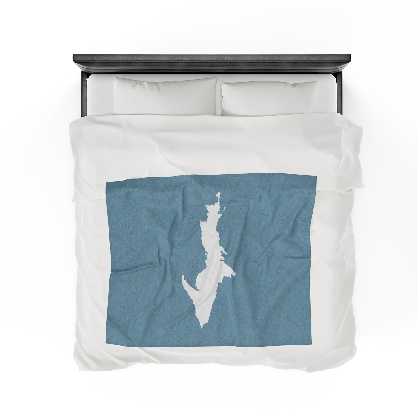 Michigan Upper Peninsula Plush Blanket (w/ UP Outline) | Opal Blue