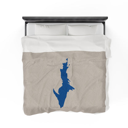 Michigan Upper Peninsula Plush Blanket (w/ Azure UP Outline) | Canvas Color