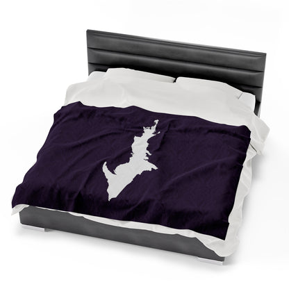 Michigan Upper Peninsula Plush Blanket (w/ UP Outline) | Blackcurrant Color