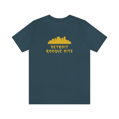 'Détroit Rocque Cité' with Skyline T-Shirt | Unisex Standard Fit