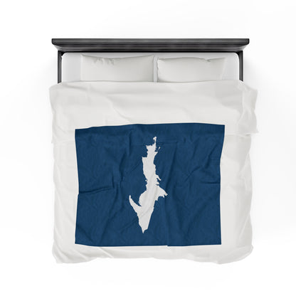 Michigan Upper Peninsula Plush Blanket (w/ UP Outline) | Blueberry Color