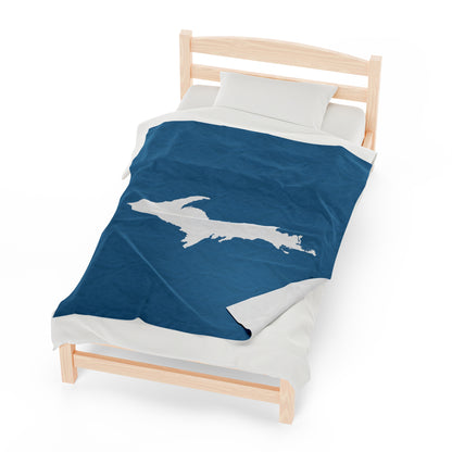 Michigan Upper Peninsula Plush Blanket (w/ UP Outline) | Lake Michigan Blue