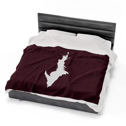 Michigan Upper Peninsula Plush Blanket (w/ UP Outline) | Old Mission Burgundy