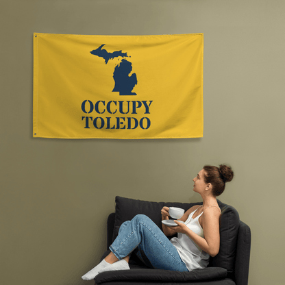 'Occupy Toledo' Flag | Yellow/Navy Colors - Circumspice Michigan