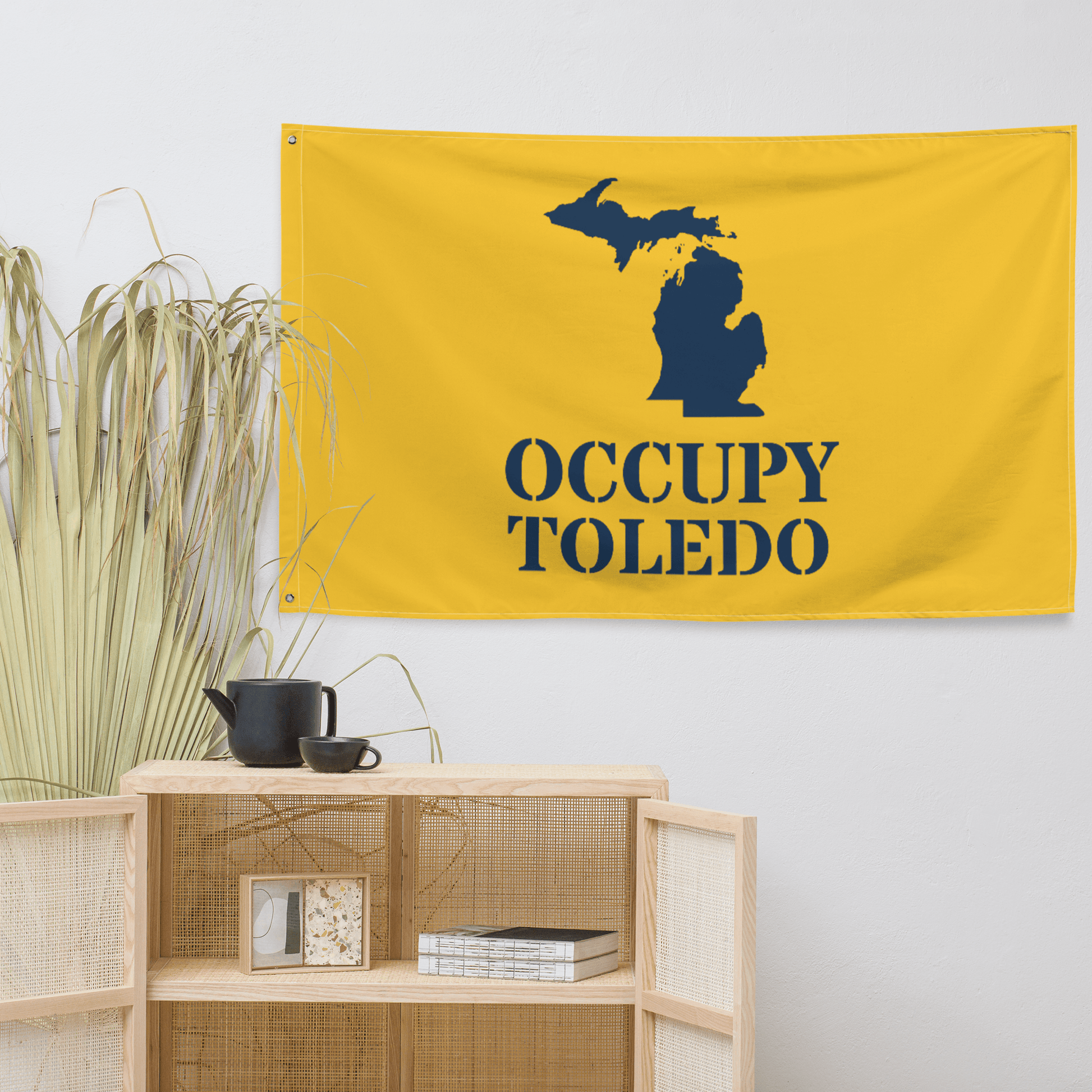 'Occupy Toledo' Flag | Yellow/Navy Colors - Circumspice Michigan