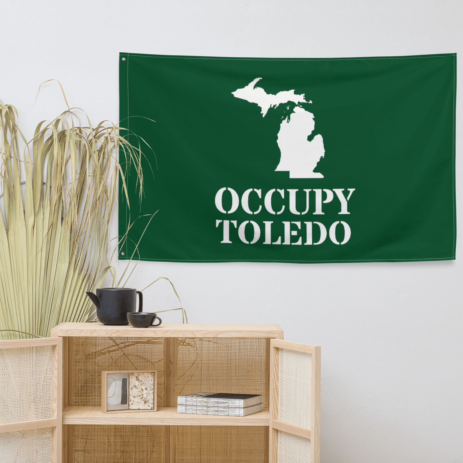 'Occupy Toledo' Spirit Flag | Green/White Colors - Circumspice Michigan