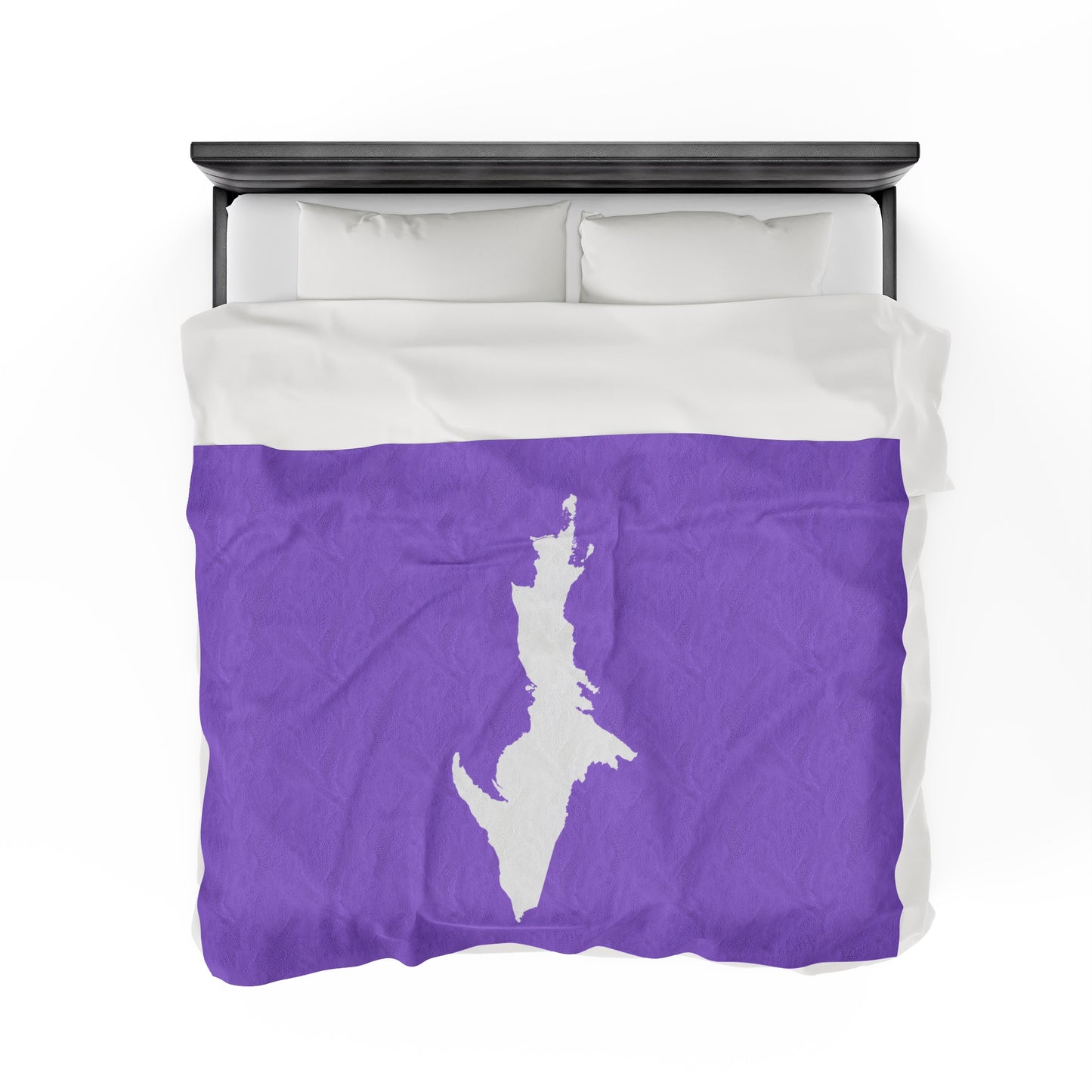 Michigan Upper Peninsula Plush Blanket (w/ UP Outline) | Lavender