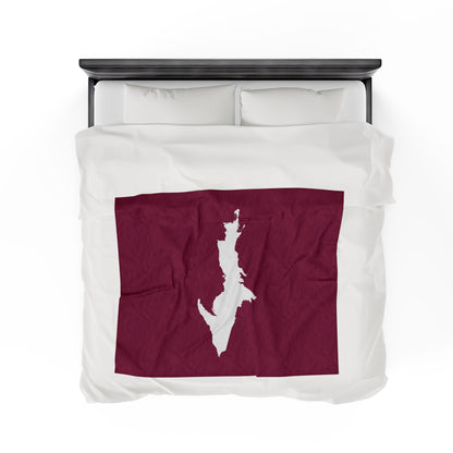 Michigan Upper Peninsula Plush Blanket (w/ UP Outline) | Ruby Red