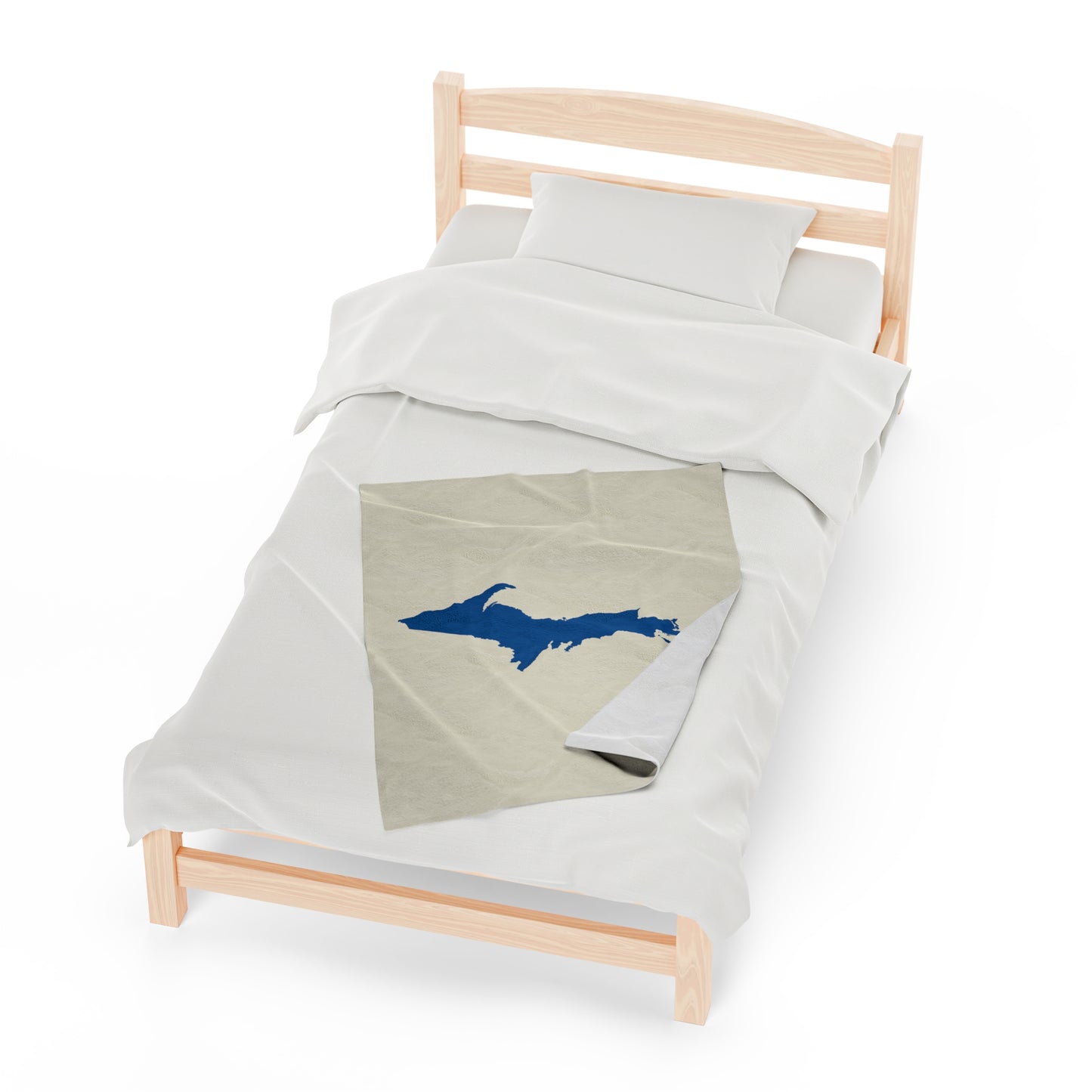 Michigan Upper Peninsula Plush Blanket (w/ Azure UP Outline) | Ivory White