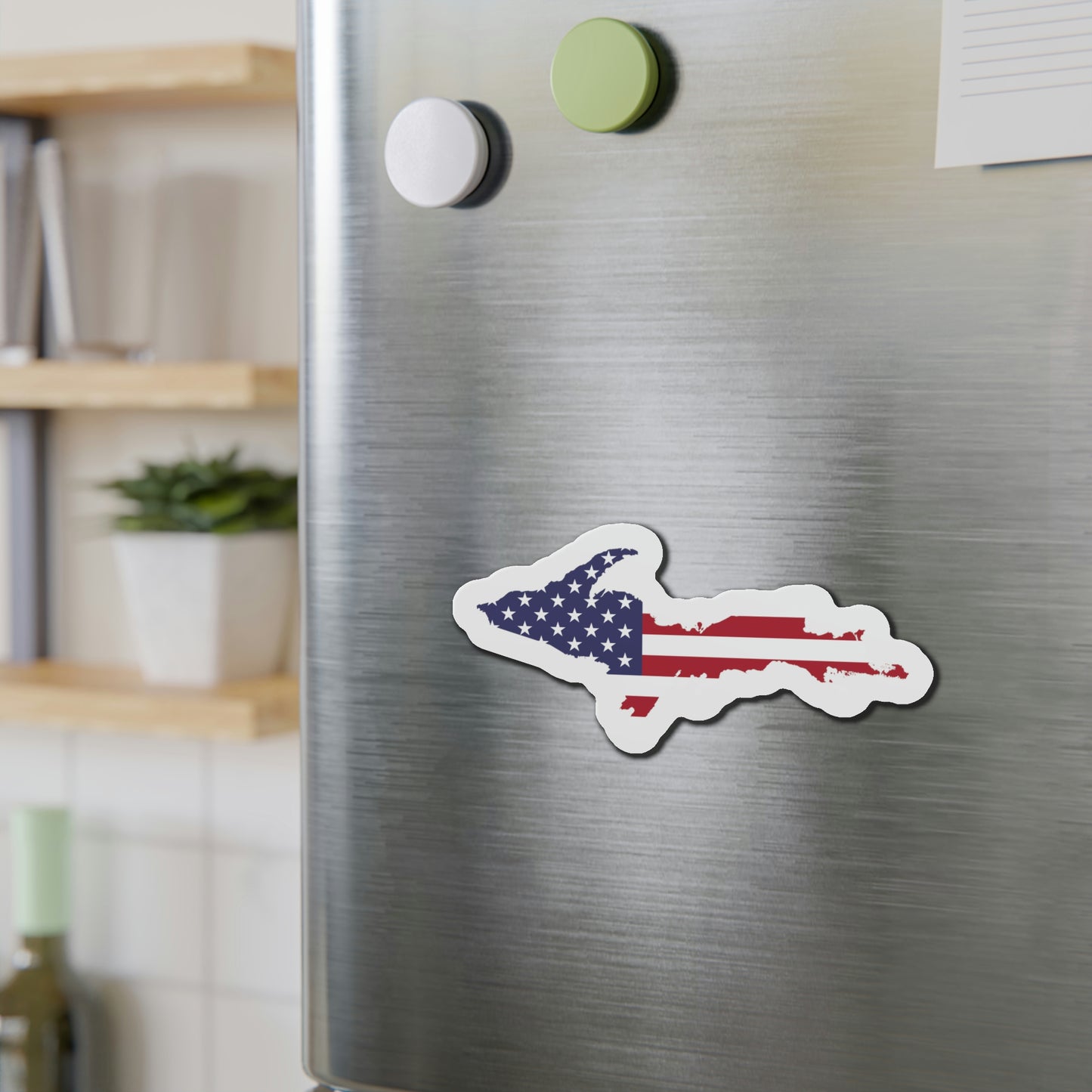 Michigan Upper Peninsula Kiss Cut Magnet (w/ UP USA Flag Outline)