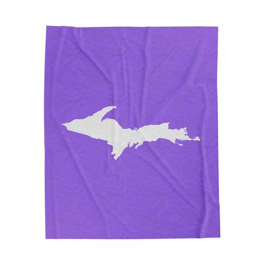 Michigan Upper Peninsula Plush Blanket (w/ UP Outline) | Lavender