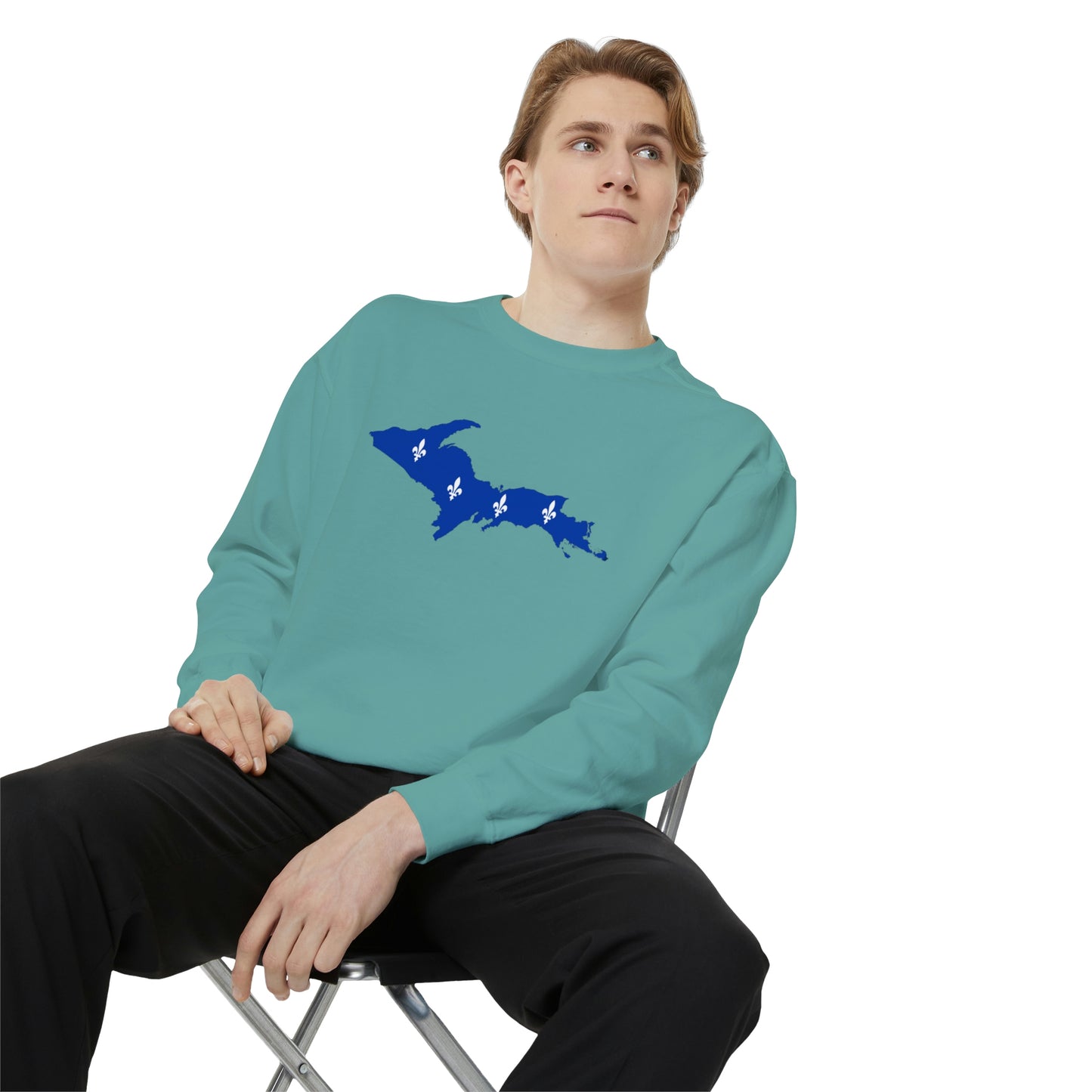 Michigan Upper Peninsula Sweatshirt (w/ UP Quebec Flag Outline) | Unisex Garment Dyed