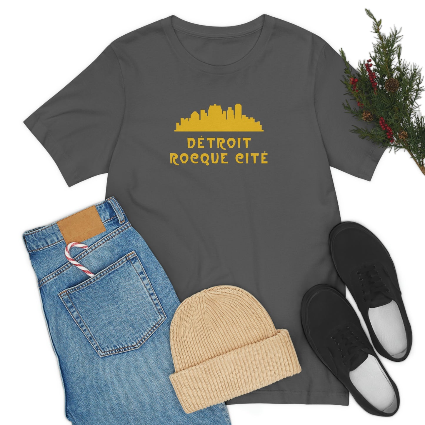 'Détroit Rocque Cité' with Skyline T-Shirt | Unisex Standard Fit